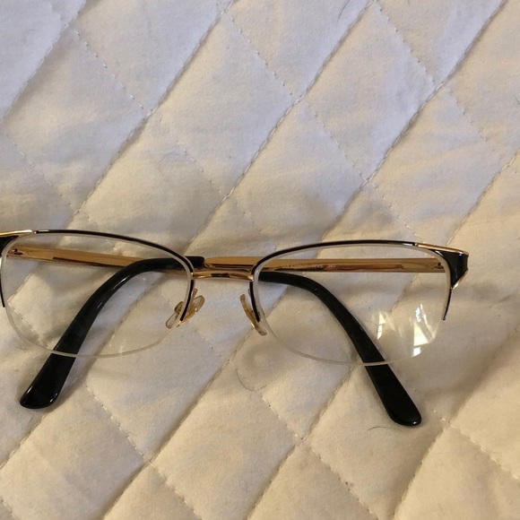 Gucci prescription eye glasses